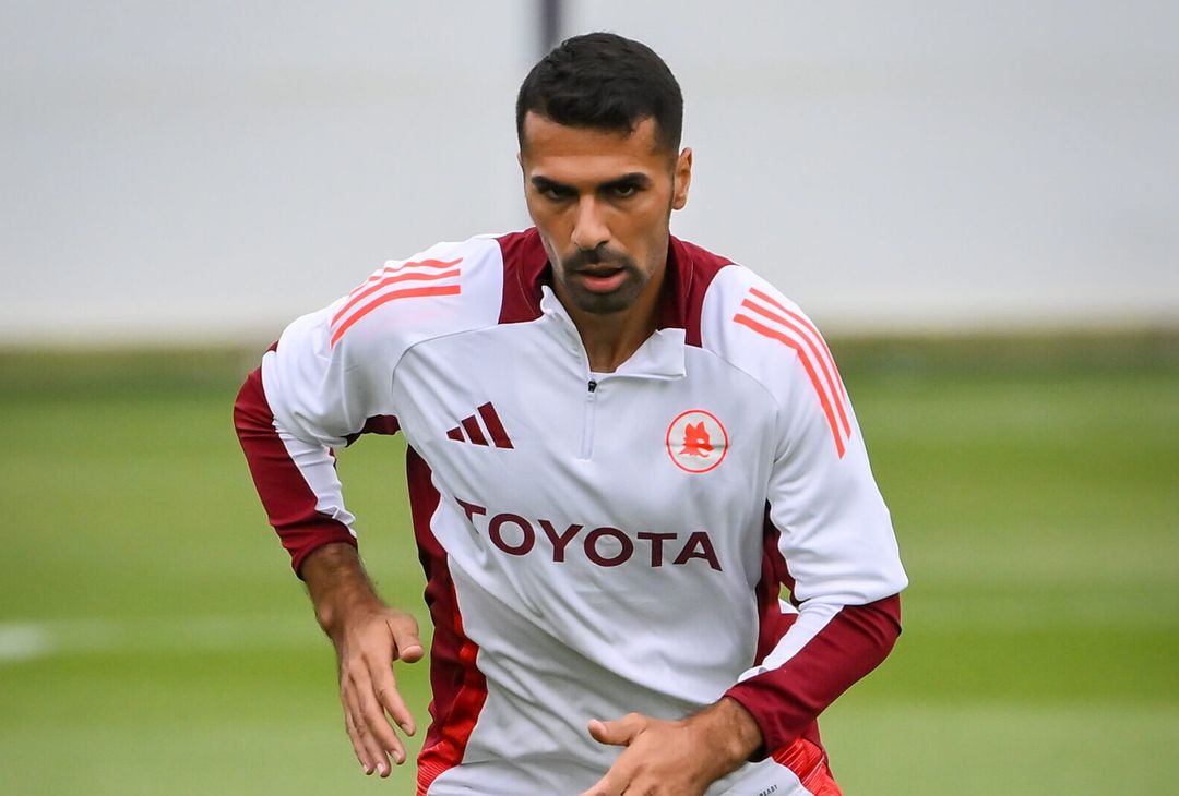 Ritiro Roma, Dovbyk scalda i motori: le indicazioni di De Rossi – FOTO GALLERY - immagine 107