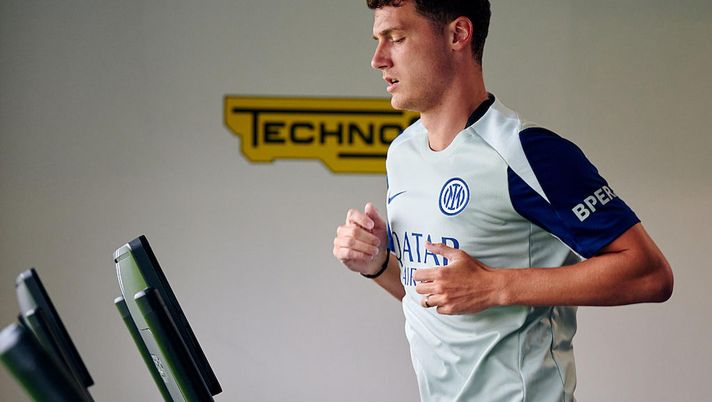 Pavard, via solo per un’offerta irrinunciabile. Uscite, oltre ad Asllani saluteranno altri 3 - immagine 1