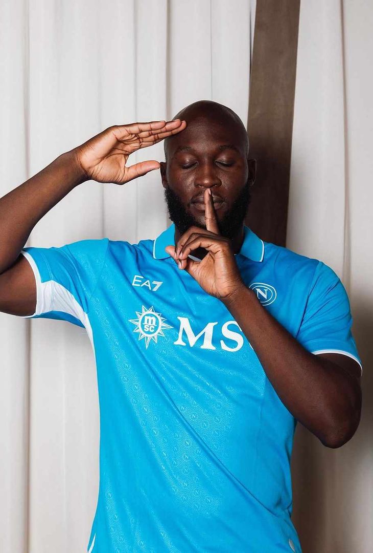 GALLERY I primi scatti di Lukaku con la maglia del Napoli e la sua tipica esultanza - immagine 3