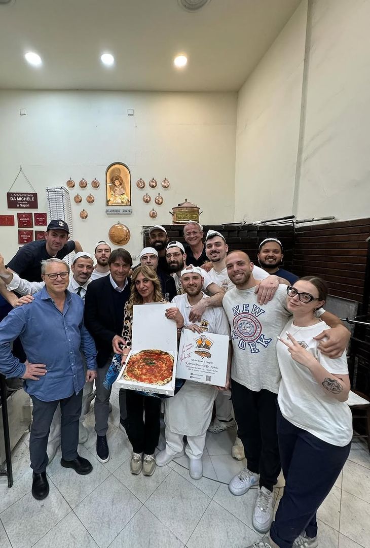 GALLERY Continua il tour gastronomico di Conte: ecco dove è stato ieri sera - immagine 5