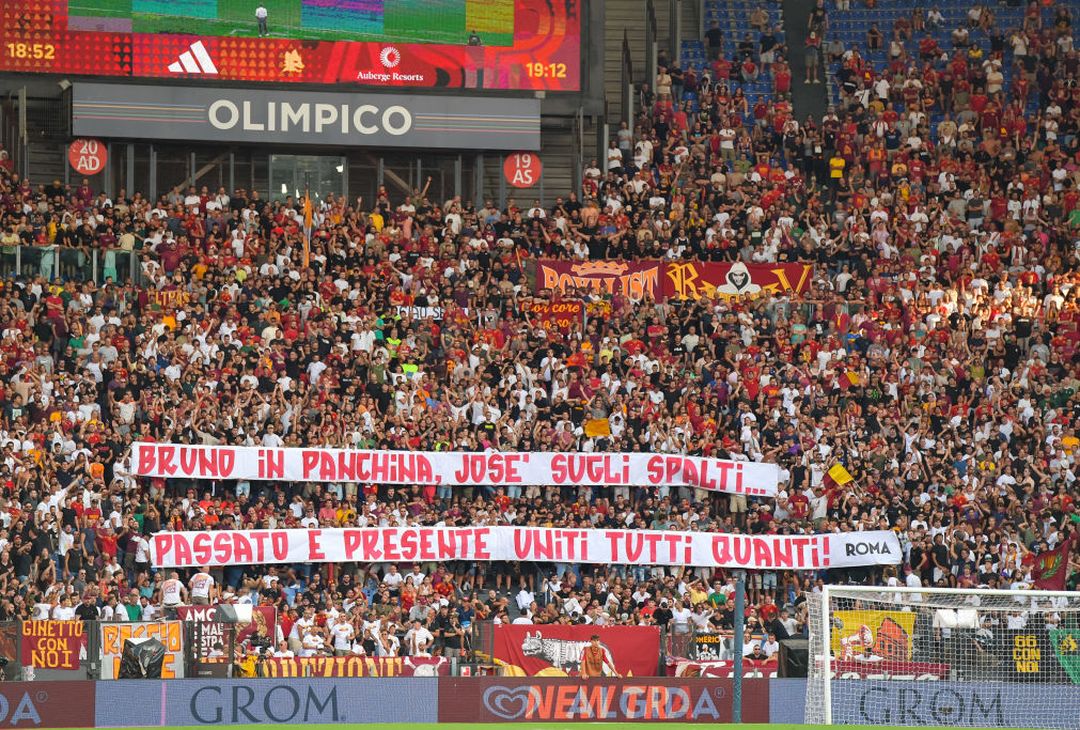 RomaSalernitana FOTO GALLERY Forzaroma.info Ultime notizie As Roma calcio Interviste RomaSalernitana FOTO GALLERY Forzaroma.info Ultime notizie As Roma calcio Interviste