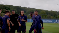 VIDEO / Psg, Mbappé torna: i compagni lo “picchiano”…