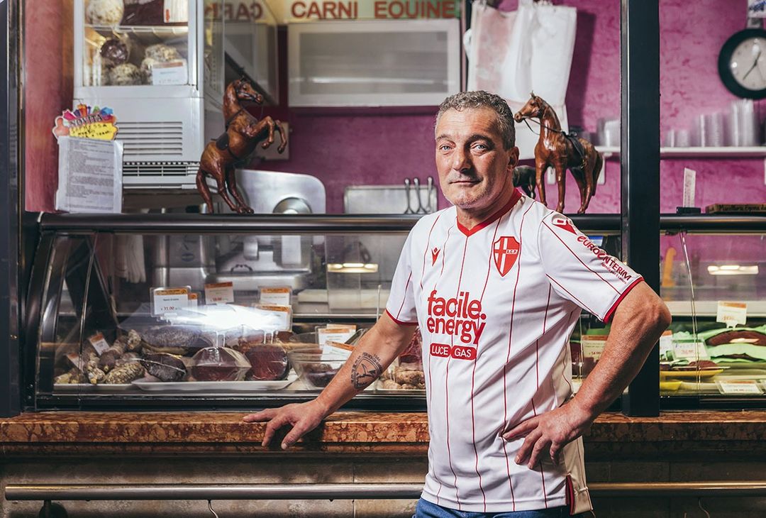 La maglia Home del Calcio Padova 2023/24- immagine 1