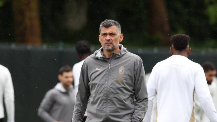 Sergio Conceicao (ex allenatore AC Milan), qui durante una seduta di allenamento con i rossoneri a Milanello | News (Getty Images) Conceicao non si espone: 'Cosa mi piace del nuovo Milan? A me piace ...'
