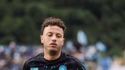 Tutto pronto a Dimaro: gli azzurri in campo per il riscaldamento LA GALLERY