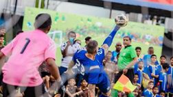 VIDEO / Materazzi, che hai fatto? Gol allucinante alla partita delle Fifa Legends