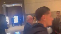 Il Napoli si prepara per la finale: ecco la partenza con il bus verso Al-Awwal Park