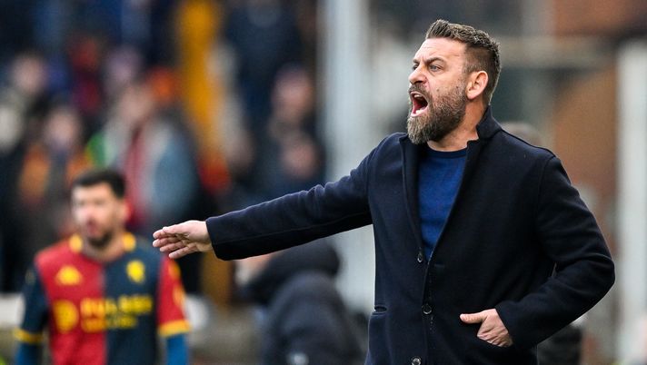 GENOA, ITALY - JANUARY 25: Daniele De Rossi, head coach of Genoa, reacts during the Serie A match between Genoa CFC and Bologna FC 1909 at Luigi Ferraris Stadium on January 25, 2026 in Genoa, Italy. (Photo by Getty Images) De Rossi. “Oggi ho vissuto emozioni incredibili” - immagine 1