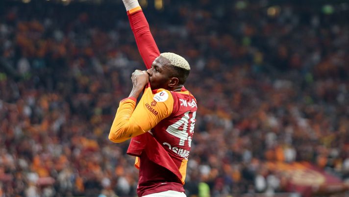 Gala campione, Osimhen pizzica il Fener: “Non sapete festeggiare, Istanbul è nostra!” - immagine 1