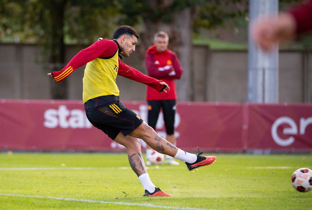 Roma, l’allenamento dopo il successo con il Lecce: nel mirino lo Slavia – FOTOGALLERY - immagine 4