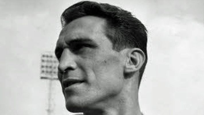 26 settembre 1927: nasceva Enzo Bearzot, bandiera granata - immagine 1