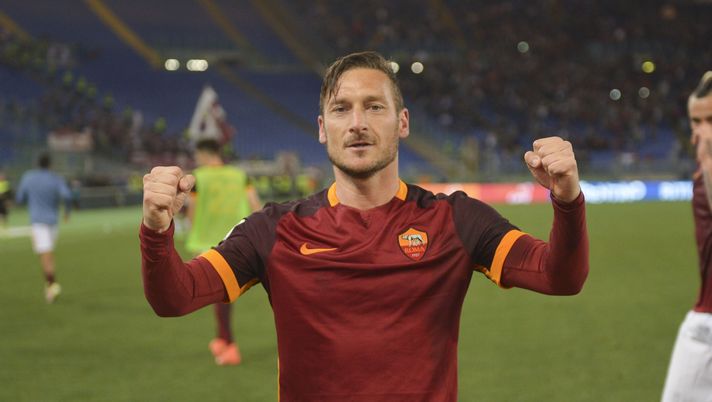 Roma-Torino 3-2: Totti e Calvarese riscrivono il finale Roma-Torino 3-2: Totti e Calvarese riscrivono il finale - immagine 1