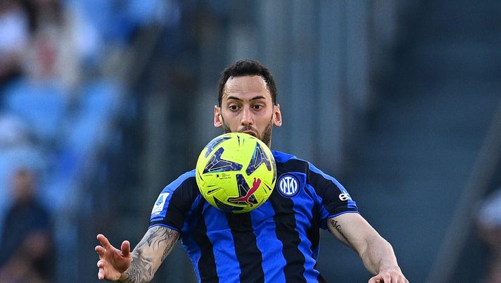 Calhanoglu glissa le domande su Lukaku: “Non voglio commentare” - immagine 1