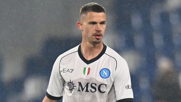 Romano: “Il Napoli non riscatterà Dendoncker, la posizione del club su Traorè” Romano: “Il Napoli non riscatterà Dendoncker, la posizione del club su Traorè” - immagine 1