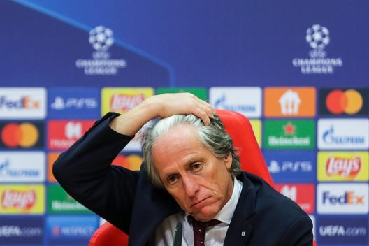 Jesus ai tempi del Benfica (GettyImages) Jorge Jesus non è più l’allenatore dell’Al-Hilal: una Nazionale nel suo futuro- immagine 2