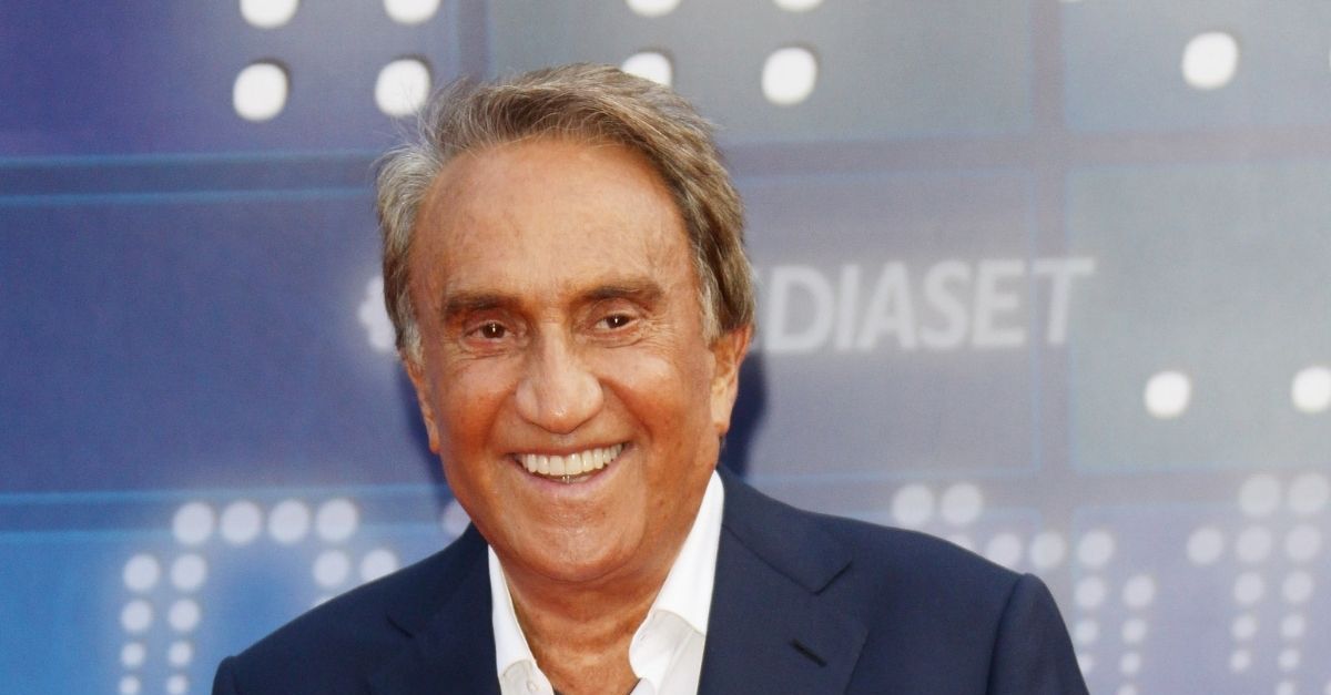 Morto Emilio Fede, per Berlusconi tradì la Juventus per il Milan Morto Emilio Fede, per Berlusconi tradì la Juventus per il Milan
