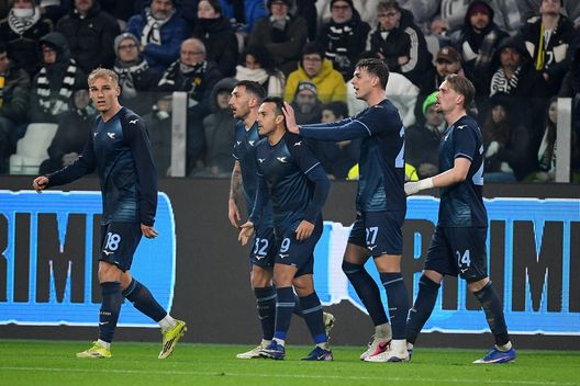 TURIN, ITALY - FEBRUARY 08: Pedro Rodriguez of SS Lazio celebrates the opening goal during the Serie A match between Juventus FC and SS Lazio at the Juventus stadium on February 08, 2026 in Turin, Italy. (Photo by Marco Rosi - SS Lazio/Getty Images)