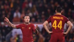 Manolas prolunga col Pannaxiakos, Nainggolan ironizza: “Ma ti rinnovi da solo?”