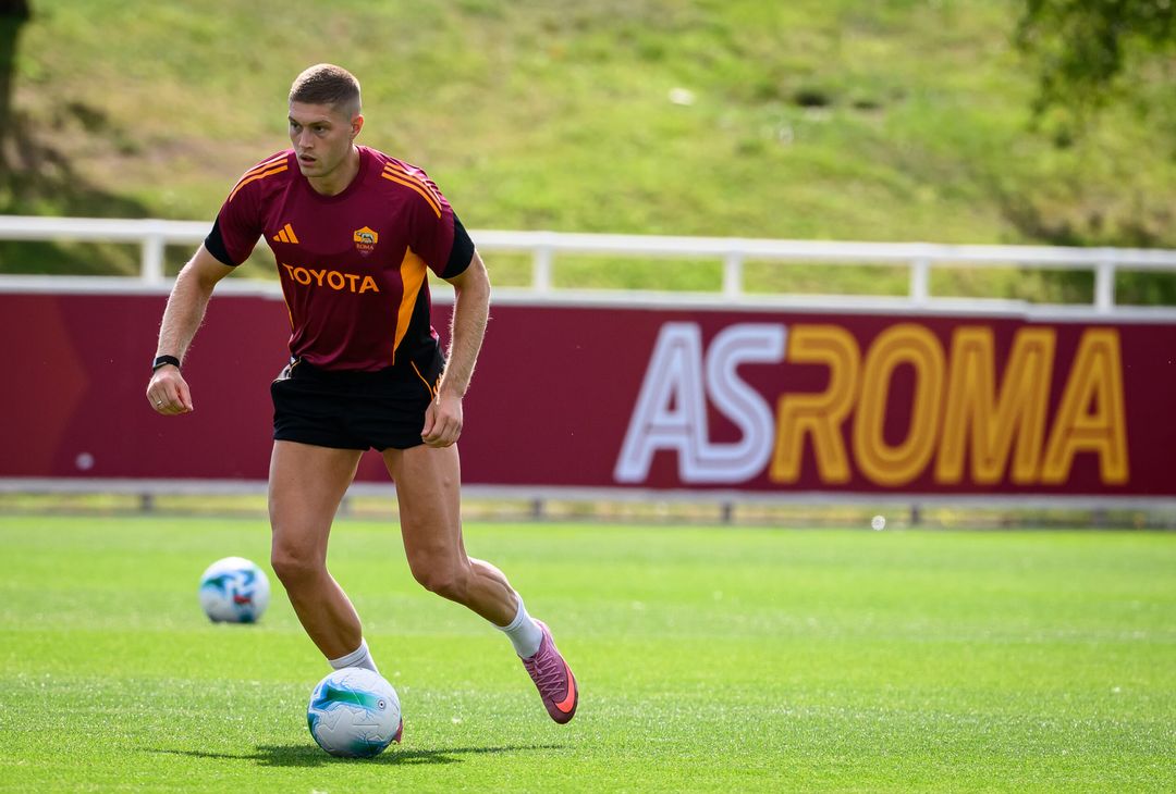 Roma, il secondo giorno di ritiro al St. George’s Park – FOTO GALLERY - immagine 56