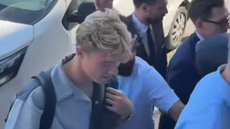 Hojlund è arrivato a Napoli per la firma, si attende solo l’annuncio IL VIDEO