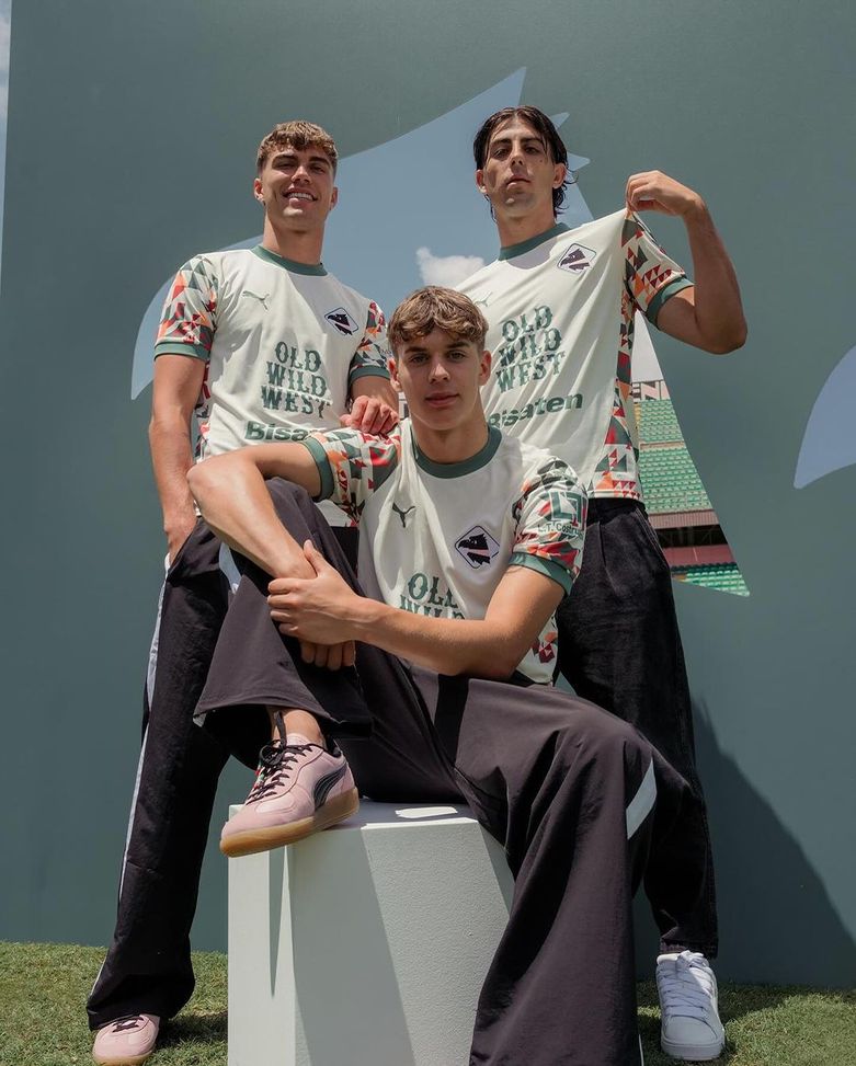 Palermo, svelata la terza maglia: la divisa celebra la storia della città- immagine 3