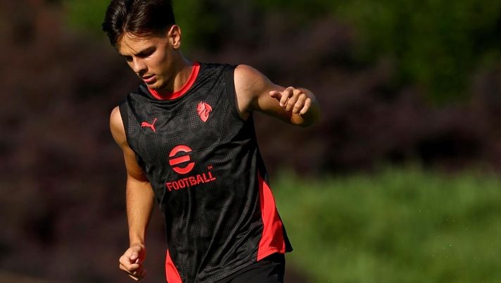 Ardon Jashari Milanello AC Milan News