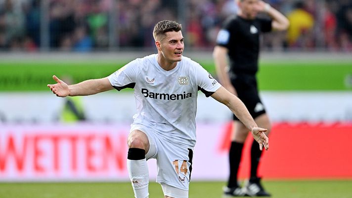 HEIDENHEIM, GERMANY - APRIL 05: Patrik Schick of Bayer 04 Leverkusen reacts during the Bundesliga match between 1. FC Heidenheim 1846 and Bayer 04 Leverkusen at Voith-Arena on April 05, 2025 in Heidenheim, Germany. (Photo by Christian Kaspar-Bartke/Getty Images) Bayer Leverkusen, ufficiale il rinnovo di Patrik Schick fino al 2030 - immagine 1