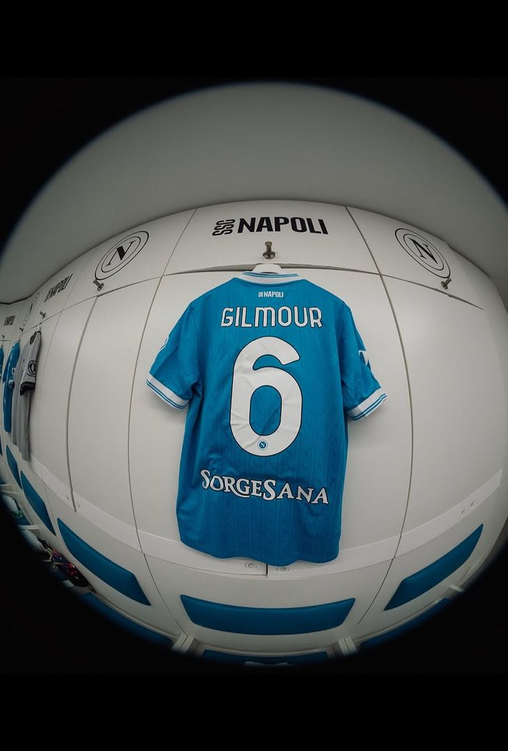 Napoli-Roma, tutto pronto nello spogliatoio azzurro! La scelta sulla maglia – GALLERY - immagine 3