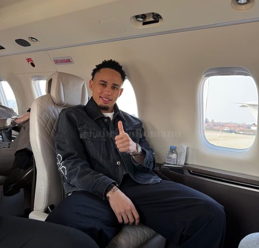 Okafor è arrivato a Napoli, le prime immagini: cifre e dettagli dell’operazione- immagine 2