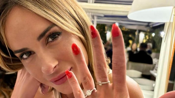 Acerbi, matrimonio in vista. L’annuncio: “Grazie amore mio per avermi detto sì” - immagine 1