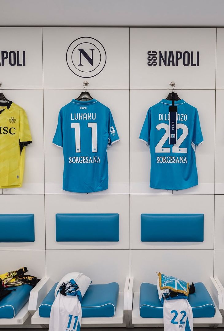 GALLERY Napoli-Genoa, tutto pronto nello spogliatoio azzurro: la scelta sulla maglia - immagine 3