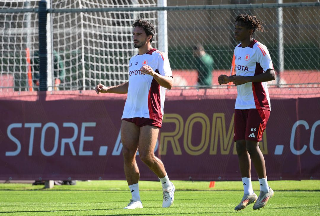 Trigoria, ripresa verso Verona-Roma: out Dovbyk e Hummels – FOTO GALLERY - immagine 6