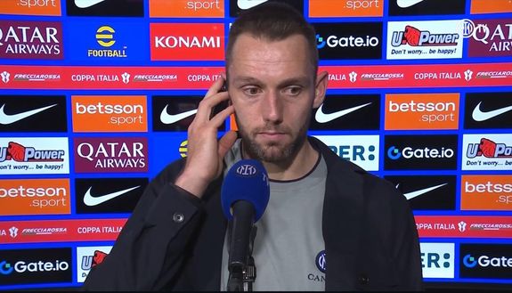De Vrij a ITV: “Partita decisa da episodi, fa male. Non è mancato l’impegno, penso che…” De Vrij a ITV: “Partita decisa da episodi, fa male. Non è mancato l’impegno, penso che…” - immagine 1