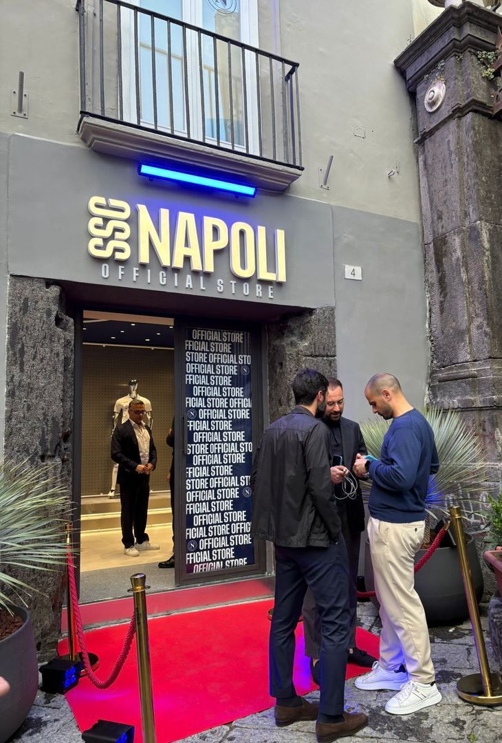GALLERY Nuovo store Napoli a San Domenico, c’è anche Manna - immagine 3