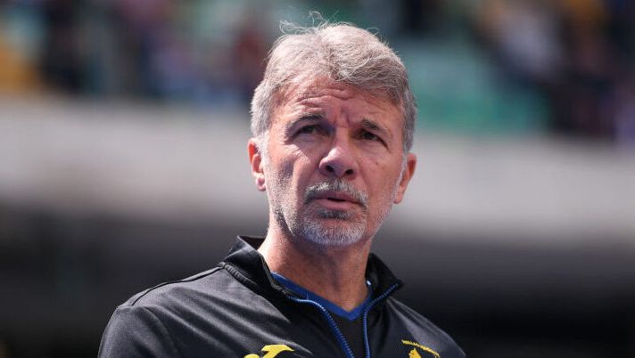 VERONA, ITALY - MAY 05: Marco Baroni, Head Coach of Hellas Verona FC, looks on prior to the Serie A TIM match between Hellas Verona FC and ACF Fiorentina at Stadio Marcantonio Bentegodi on May 05, 2024 in Verona, Italy. (Photo by Alessandro Sabattini/Getty Images) Baroni: “Noslin posso metterlo ovunque, va messo e sostenuto! Lazovic straordinario” - immagine 1