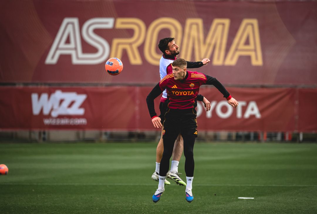 Trigoria, ultimo allenamento dell’anno – FOTO GALLERY - immagine 13