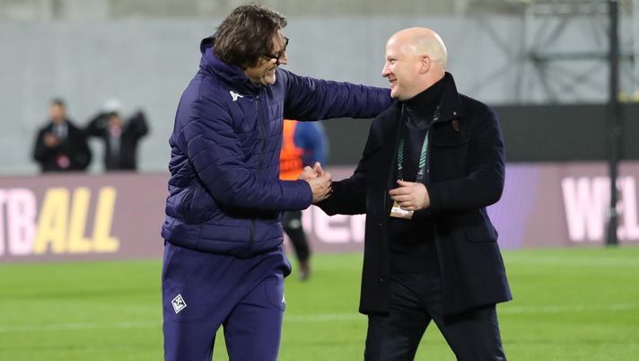 GERMOGLI PH: 27 NOVEMBRE 2025 FIRENZE STADIO ARTEMIO FRANCHI CONFERENCE LEAGUE FIORENTINA VS AEK NELLA FOTO VANOLI NIKOLIC Nikolic: “Ecco cosa è mancato a Jovic. Che ricordi Milenkovic e Vlahovic” - immagine 1