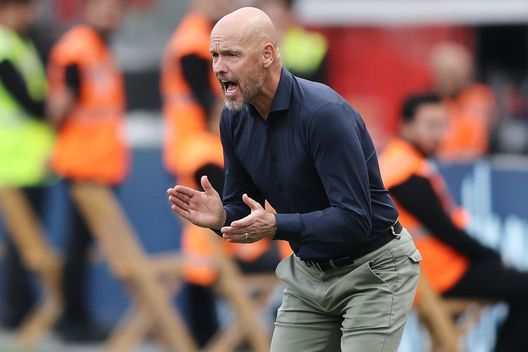Erik Ten Hag nel corso della sfida contro l'Hoffenheim (Foto di Christof Koepsel/Getty Images) Tra il Bayer Leverkusen e Ten Hag è già finita: esonerato il tecnico olandese- immagine 3