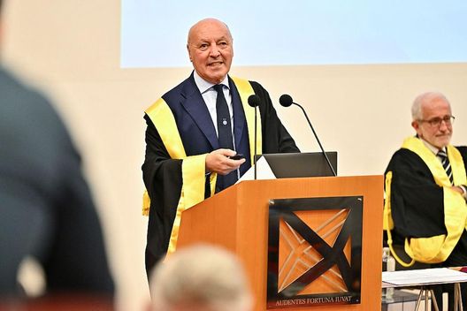 Getty Images Marotta: “Chivu? Sorprende lo stupore, c’era chi voleva Mourinho. Che con tutto il rispetto…”- immagine 2