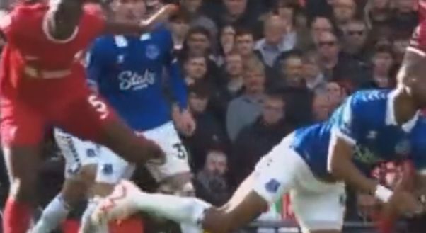 Everton, Dyche contro gli arbitri del derby: “Klopp non vedeva l’ora di togliere Konate…”- immagine 3