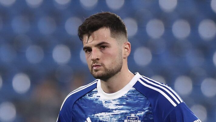 ULTIM’ORA – Como, Baturina esce per infortunio contro la Juve: cambio obbligato - immagine 1