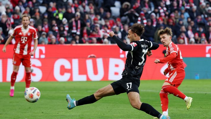 Bayern Monaco, 6-2 al Friburgo e prosegue la crescita del talento 2008 Lennart Karl - immagine 1