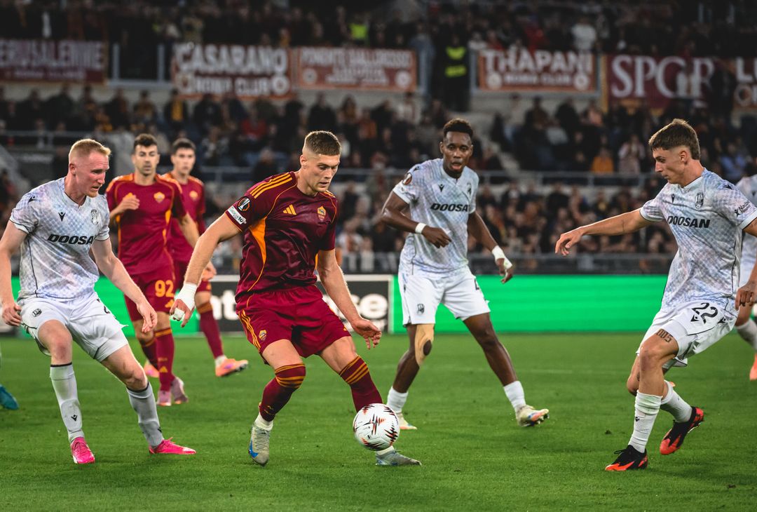 Roma-Viktoria Plzen 1-2 – FOTO GALLERY - immagine 49