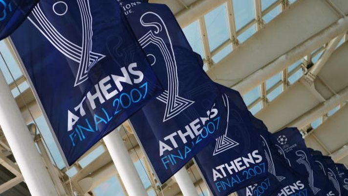 ATHENS, GREECE - MAY 21: A general view of the flags at the stadium prior to the UEFA Champions League Final between AC Milan and Liverpool at the Olympic Stadium on May 21, 2007 in Athens, Greece. (Photo by Shaun Botterill/Getty Images) Il derby di Atene, la città di 2 trionfi rossoneri: la vittima, la morte di Mihalis Filopoulos - immagine 1
