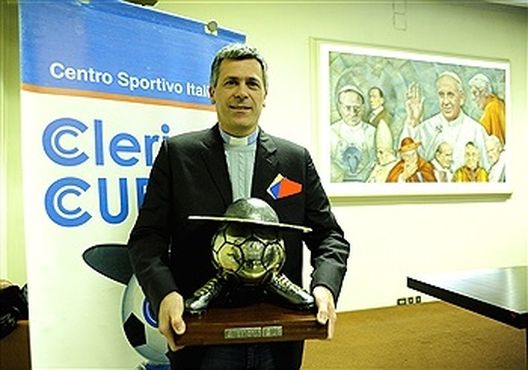 “Dante lo metterebbe all’inferno”, la Nazionale dei sacerdoti contro Mancini- immagine 3