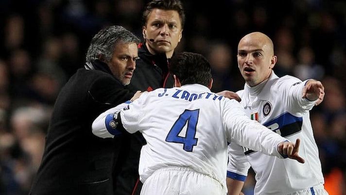 VIDEO / Inter, reunion all’Arena: Cambiasso e Zanetti riproducono un’esultanza storica VIDEO / Inter, reunion all’Arena: Cambiasso e Zanetti riproducono un’esultanza storica - immagine 1