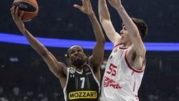 Derby di Belgrado, siamo alle solite: Partizan-Stella Rossa sospesa per disordini