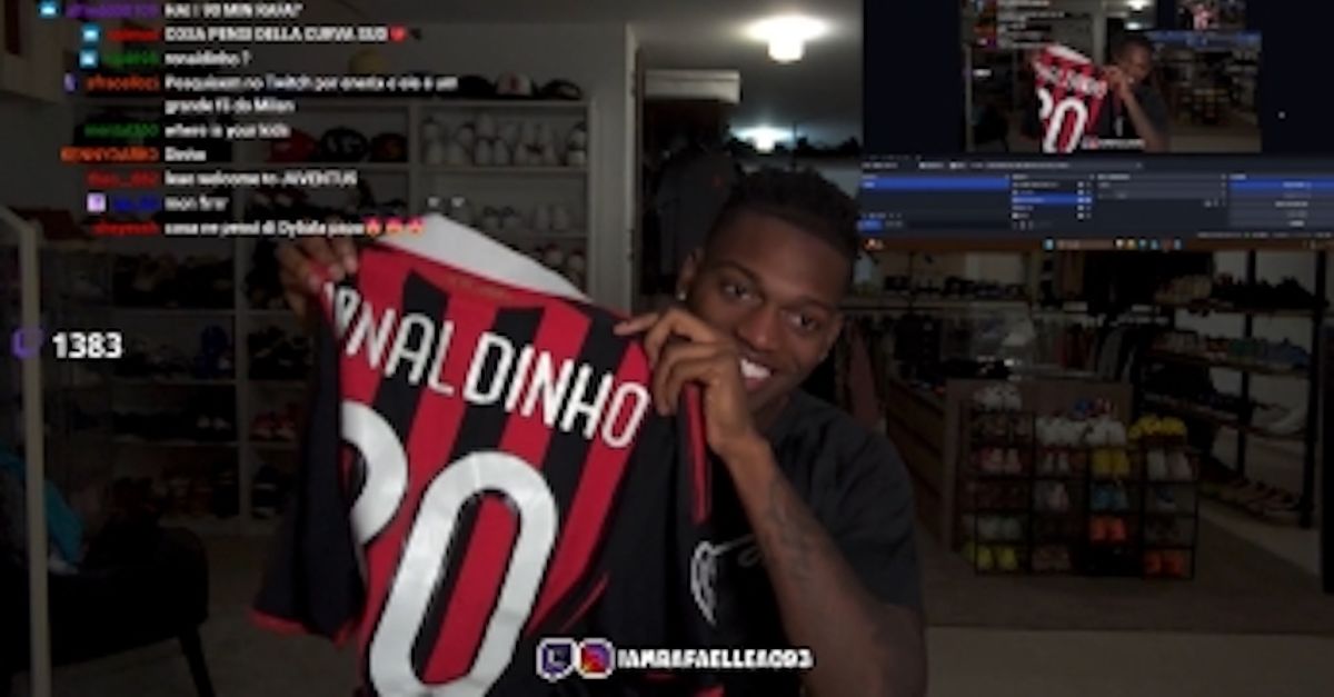 milan leao in diretta social con la maglia di ronaldinho la reazione 232 virale