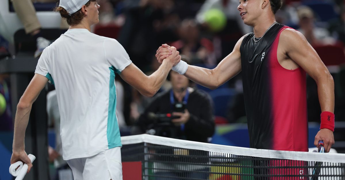 Atp Shanghai, gli italiani salutano il torneo. Eliminato anche Sinner