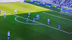 VIDEO / Infarto in campo: l’ex portiere cileno salvato durante una partita